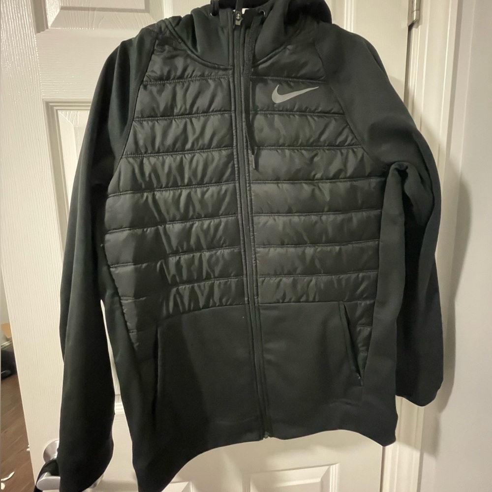 Nike thermal fit jacket